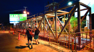 Dos pasarelas en la Curva de Holguín reducirán trancadera