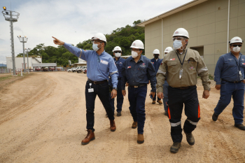 Gobierno inaugura obras de conexión del pozo Incahuasi 5 para elevar la producción de gas