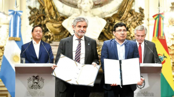 Bolivia pacta con Argentina envío de 14 MMmcd de gas