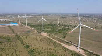 Vientos favorecen generación de energía eólica en Santa Cruz
