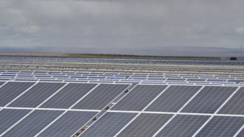 Planta solar de Oruro tiene más del 50% de avance