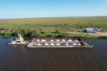 Exportan 2.675 toneladas de yeso por Puerto Busch con destino a Paraguay
