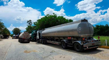 YPFB y transportistas llegan a acuerdos para proyectar volúmenes de importación desde Perú