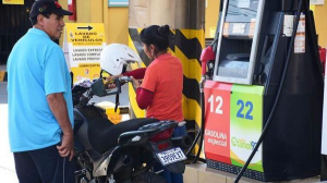 Comienza el lunes venta de gasolina especial con 87 octanos en Cochabamba