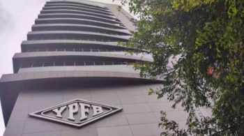 YPFB aumenta despacho de combustible a 18,5 millones de litros en todo el país en primeros días de junio
