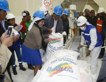 Oruro estrena 5 silos y molinos para subir producción de trigo