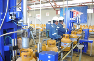 YPFB sube en 15% el volumen de engarrafado de GLP para la época invernal en Cochabamba
