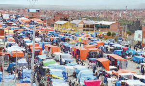Empresas e instituciones Estatales participaron en feria de El Alto