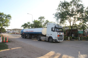 YPFB adelanta importación de gasolina para esquivar el incremento del precio internacional
