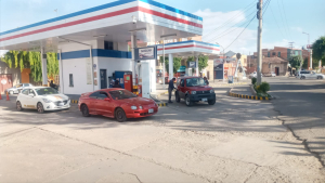 YPFB y la ANH impulsan plan para identificar qué estaciones de servicio desvían combustible al contrabando