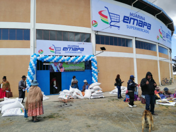 Emapa inaugura supermercado en Huarina