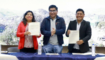 Sellan pacto para pasantías en empresas públicas productivas