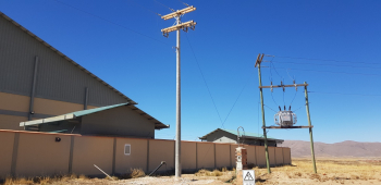 ENDE concluye tendido eléctrico que aumenta la capacidad de la planta de quinua en Oruro