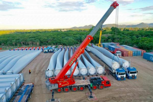 ENDE concluye descarga de aerogeneradores para tres parques eólicos de Santa Cruz