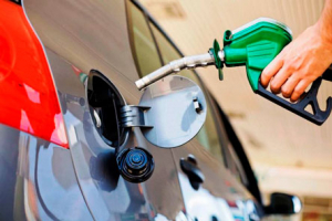 Con gasolina especial plus se podrá ahorrar Bs 180 millones