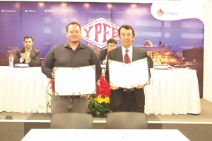 YPFB contempla millonaria inversión propia y firma con Vintage