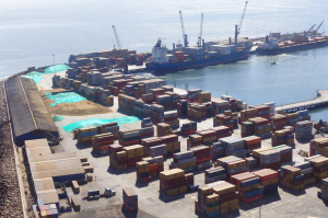 El movimiento de carga boliviana por el puerto de Arica creció en un 24% entre enero y febrero