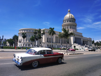 Embajador destaca la competitividad de los vuelos de BoA a Cuba; propician el turismo y cultura