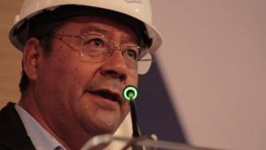Presidente celebra el 85 aniversario de YPFB y destaca el compromiso de trabajadores petroleros para el desarrollo del país