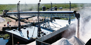 La ASP-B moviliza 2.675 toneladas de yeso para exportar a Paraguay