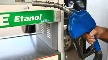 Gobierno aumenta porcentaje de mezcla de biocombustible y etanol hasta un 25%