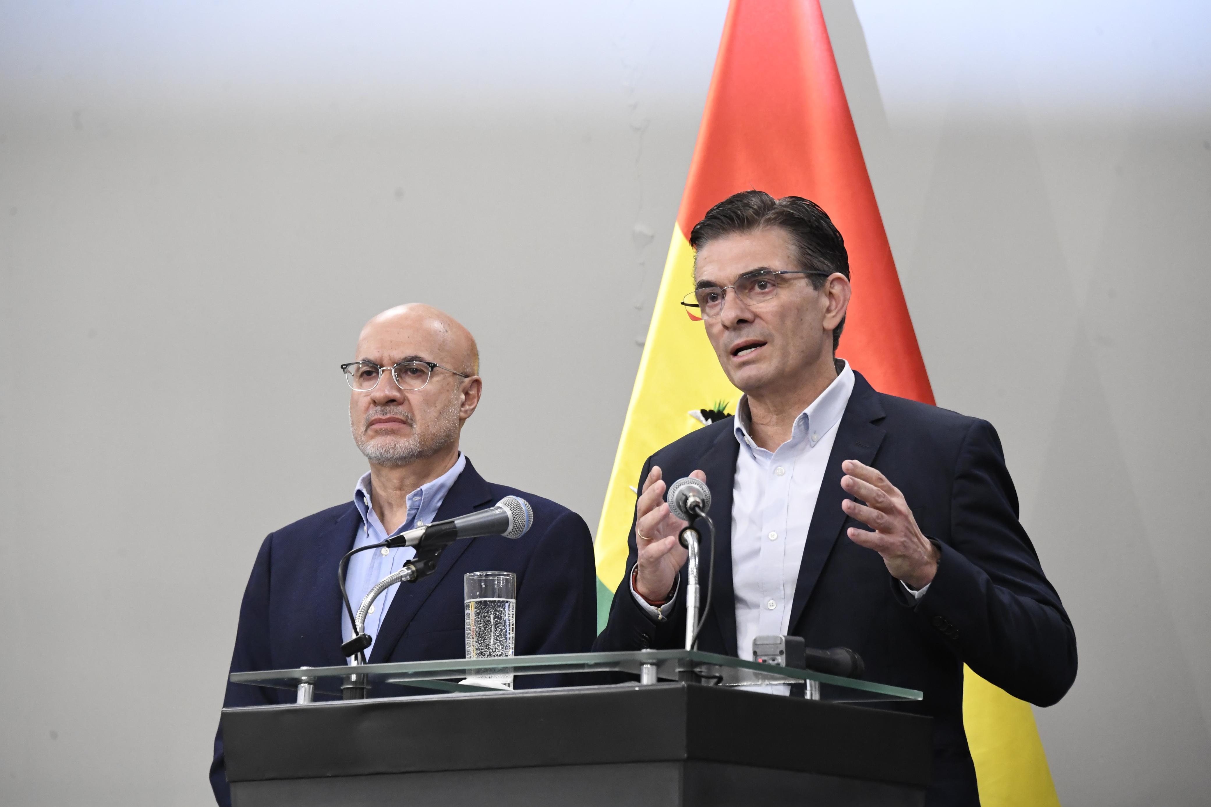 Presidente trabaja en un paquete de obras para cada región y en ordenar el Estado para atraer a la inversión extranjera